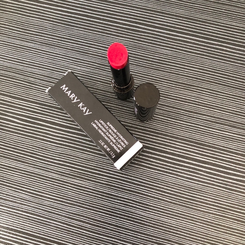 Mary Kay  Lipstick Fuchsia Dream